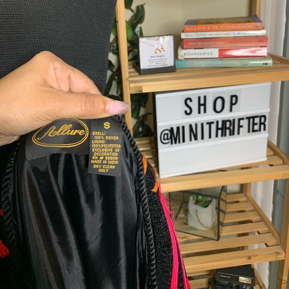 Allure - Picture 6 of 6